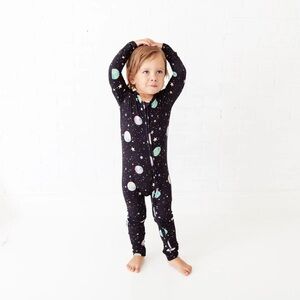 DREAMIERE BAMBOO SPACE JAMMS CONVERTIBLE FOOTIE